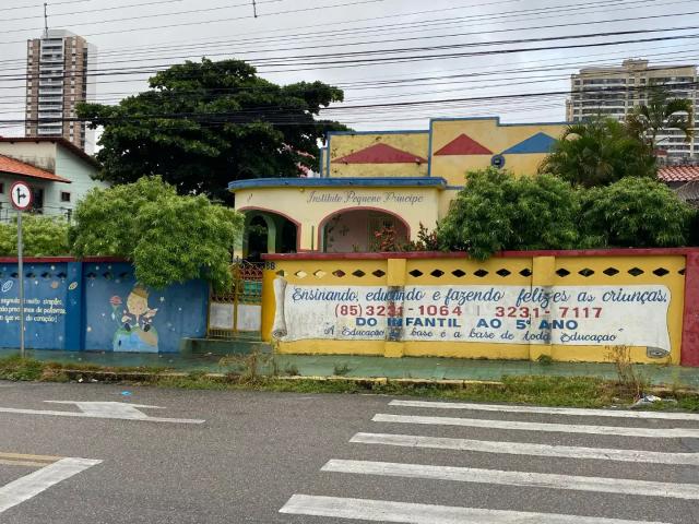 Casa / Sobrado Comercial para Venda em Fortaleza/CE José Bonifácio