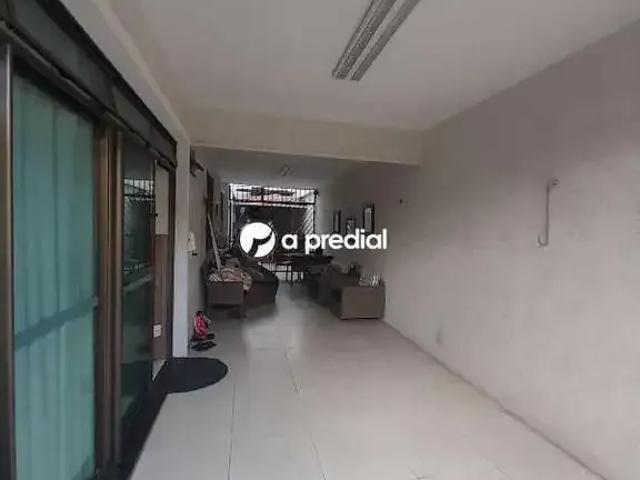 Casa / Sobrado Comercial para Venda em Fortaleza/CE São Gerardo 5 Quartos