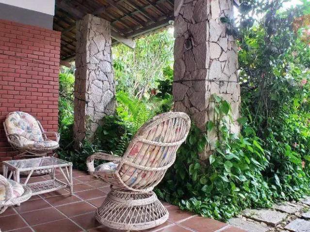 Casa / Sobrado Comercial para Venda em Fortaleza/CE Salinas 4 Quartos