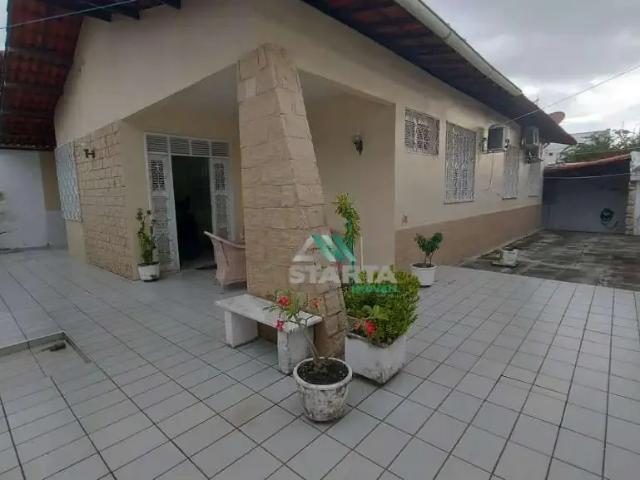 Casa / Sobrado Comercial para Venda em Fortaleza/CE Parque Manibura 4 Quartos