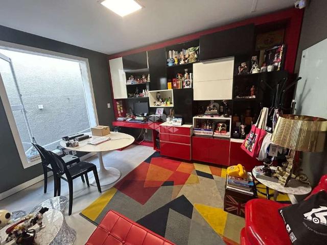 Casa / Sobrado Comercial para Venda em Florianópolis/SC Bom Abrigo 4 Quartos