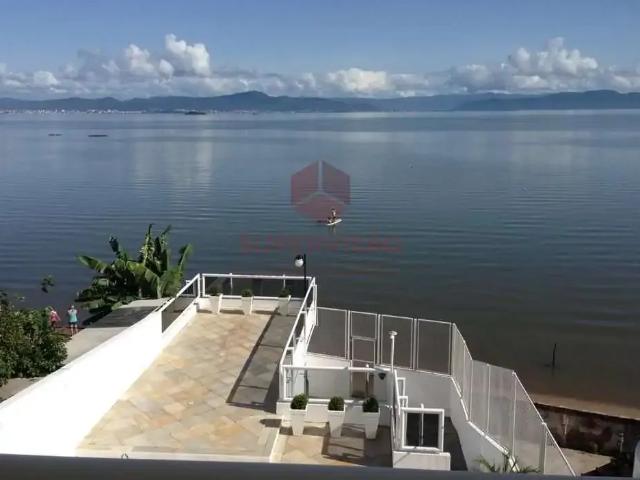 Casa / Sobrado Comercial para Venda em Florianópolis/SC João Paulo 4 Quartos