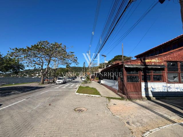 Casa / Sobrado Comercial para Venda em Florianópolis/SC Lagoa da Conceição 2 Quartos