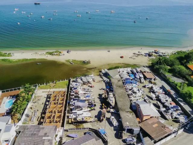 Casa / Sobrado Comercial para Venda em Florianópolis/SC Ponta das Canas 4 Quartos