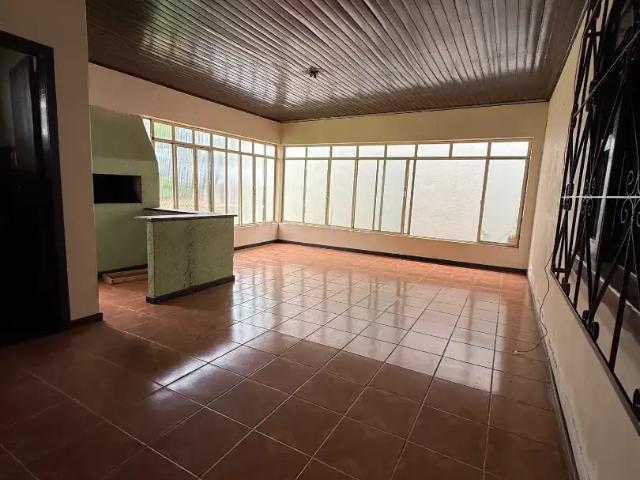 Casa / Sobrado Comercial para Venda em Francisco Beltrão/PR Industrial