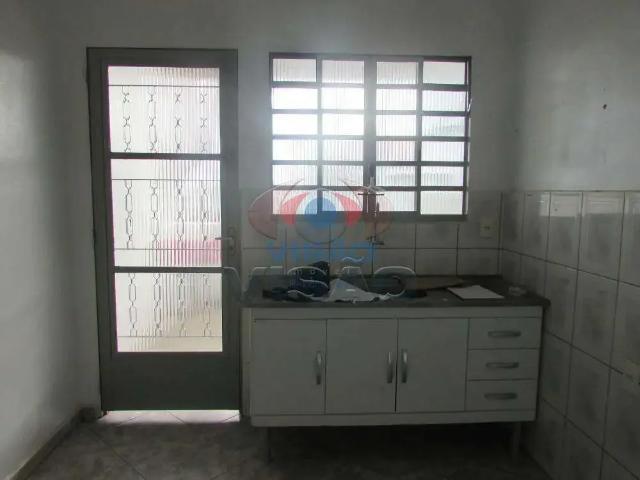 Casa / Sobrado Comercial para Venda em Indaiatuba/SP Jardim Pedroso 4 Quartos