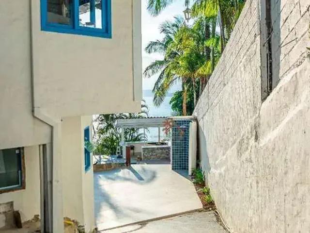 Casa / Sobrado Comercial para Venda em Ilhabela/SP Siriuba 9 Quartos