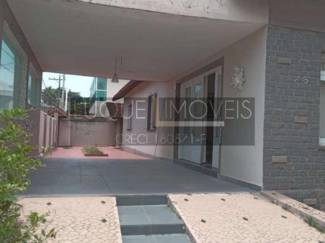 Casa / Sobrado Comercial para Venda em Itanhaém/SP Praia dos Sonhos 3 Quartos
