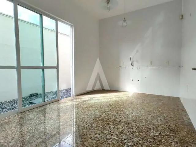 Casa / Sobrado Comercial para Venda em Joinville/SC América
