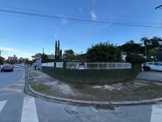 Casa / Sobrado Comercial para Venda em Joinville/SC Anita Garibaldi