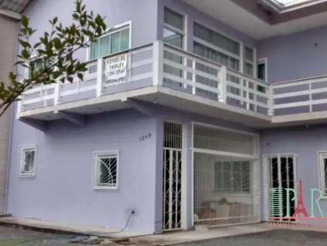 Casa / Sobrado Comercial para Venda em Joinville/SC Bucarein