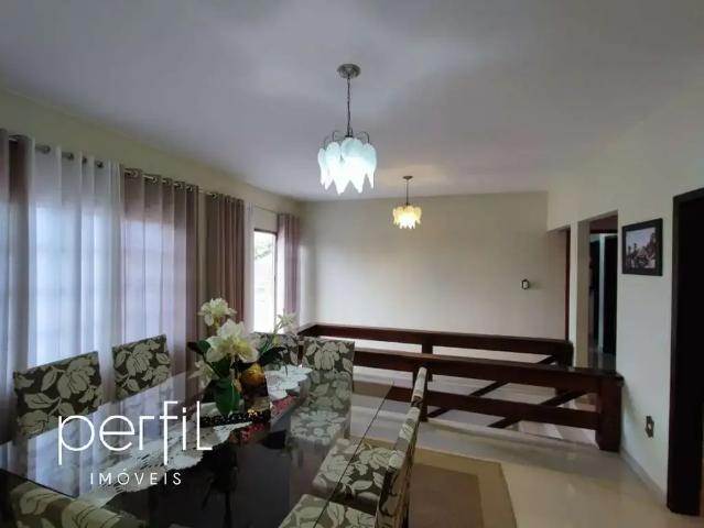 Casa / Sobrado Comercial para Venda em Joinville/SC Guanabara 3 Quartos