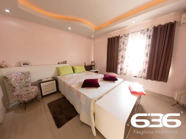 Casa / Sobrado Comercial para Venda em Joinville/SC Guanabara 7 Quartos