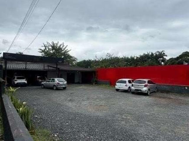 Casa / Sobrado Comercial para Venda em Joinville/SC Itaum