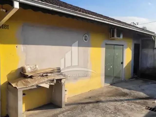 Casa / Sobrado Comercial para Venda em Joinville/SC Morro do Meio 3 Quartos
