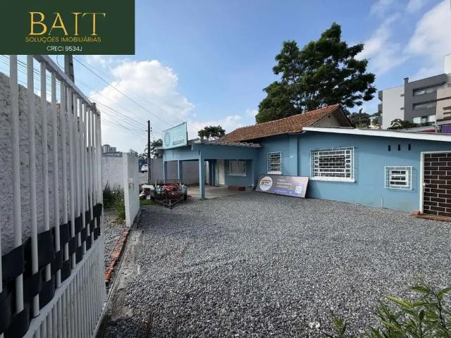 Casa / Sobrado Comercial para Venda em Joinville/SC Saguaçu 1 Quartos