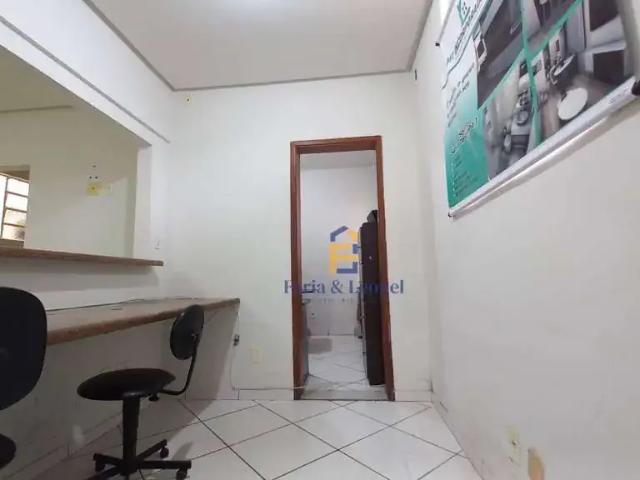 Casa / Sobrado Comercial para Venda em Juiz de Fora/MG Manoel Honório 2 Quartos