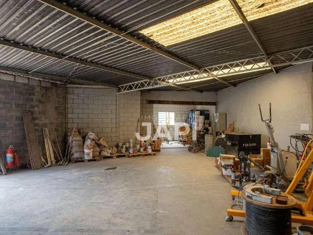 Casa / Sobrado Comercial para Venda em Jundiaí/SP Caxambu 3 Quartos