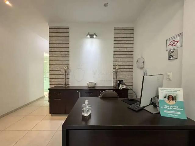 Casa / Sobrado Comercial para Venda em Jundiaí/SP Jardim Cica