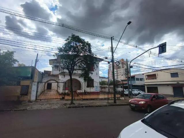 Casa / Sobrado Comercial para Venda em Londrina/PR Centro 5 Quartos