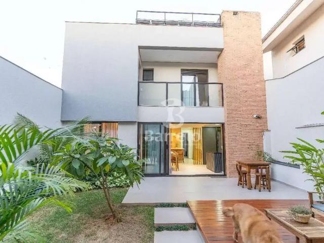 Casa / Sobrado Comercial para Venda em Londrina/PR Dom Ático 3 Quartos
