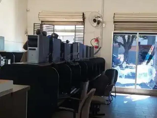 Casa / Sobrado Comercial para Venda em Londrina/PR Leonor