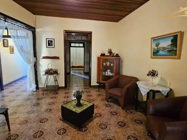 Casa / Sobrado Comercial para Venda em Morretes/PR Centro 4 Quartos