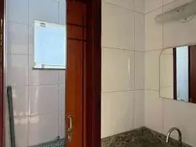 Casa / Sobrado Comercial para Venda em Macaé/RJ Vale das Palmeiras 3 Quartos