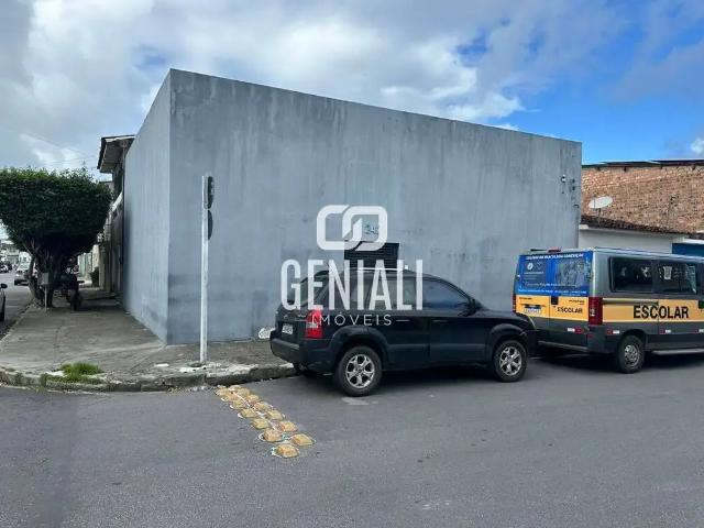 Casa / Sobrado Comercial para Venda em Maceió/AL Poço