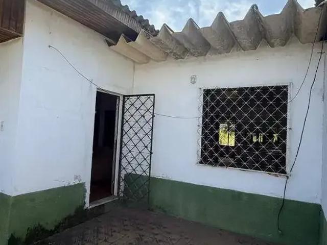 Casa / Sobrado Comercial para Venda em Manaus/AM Adrianópolis 3 Quartos