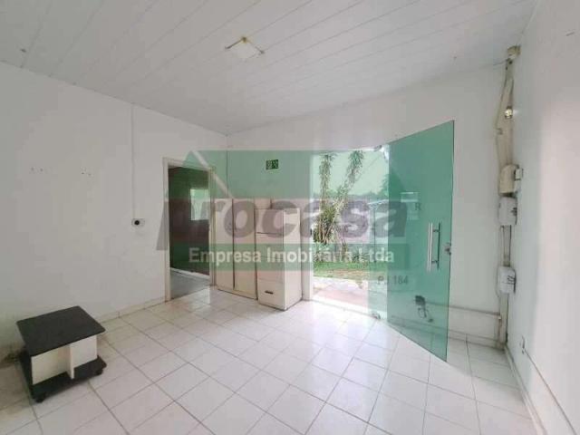 Casa / Sobrado Comercial para Venda em Manaus/AM Flores