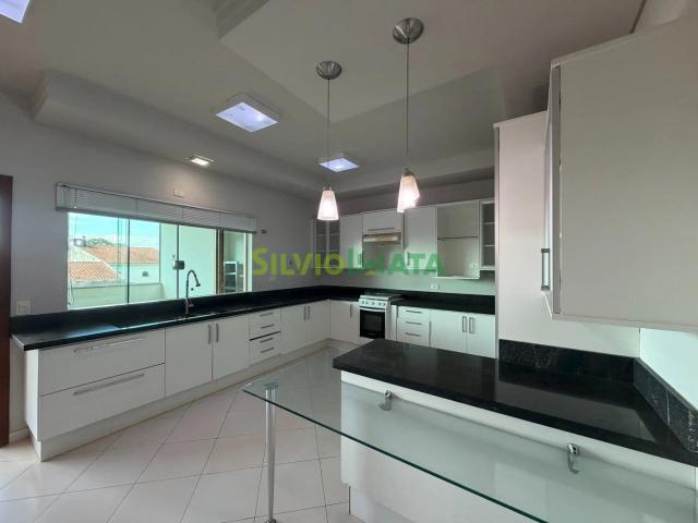 Casa / Sobrado Comercial para Venda em Maringá/PR Jardim Alvorada 3 Quartos
