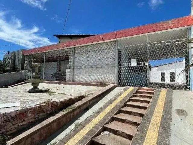 Casa / Sobrado Comercial para Venda em Natal/RN Barro Vermelho