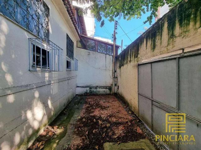 Casa / Sobrado Comercial para Venda em Niterói/RJ Santa Rosa 3 Quartos