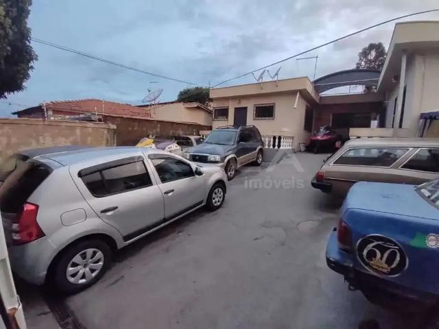 Casa / Sobrado Comercial para Venda em São Carlos/SP Cidade Jardim 4 Quartos