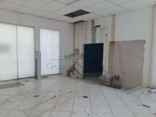Casa / Sobrado Comercial para Venda em São José dos Campos/SP Bosque dos Eucaliptos