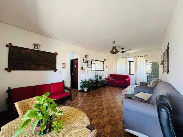 Casa / Sobrado Comercial para Venda em São José dos Campos/SP Jardim das Indústrias