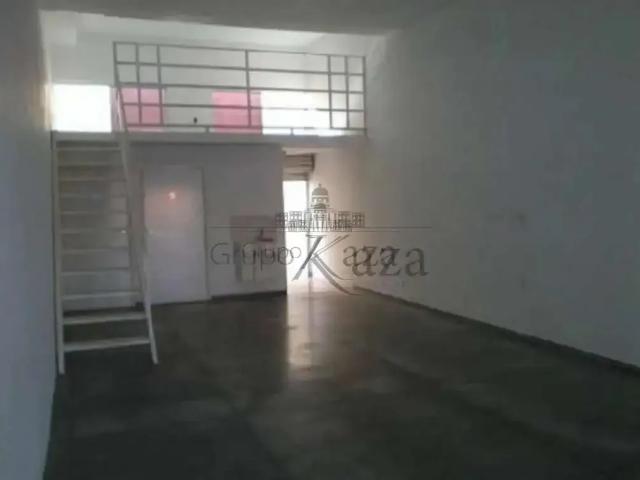 Casa / Sobrado Comercial para Venda em São José dos Campos/SP Jardim Motorama 2 Quartos