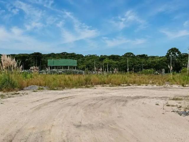 Casa / Sobrado Comercial para Venda em São José dos Pinhais/PR Miringuava