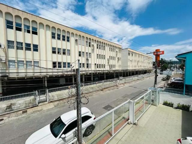 Casa / Sobrado Comercial para Venda em São José/SC Campinas 8 Quartos