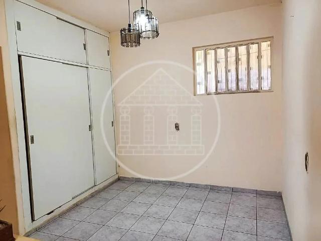 Casa / Sobrado Comercial para Venda em São Paulo/SP Interlagos 4 Quartos