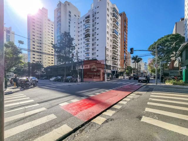 Casa / Sobrado Comercial para Venda em São Paulo/SP Indianópolis