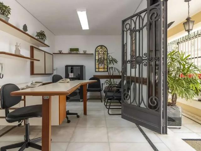 Casa / Sobrado Comercial para Venda em São Paulo/SP Pacaembu