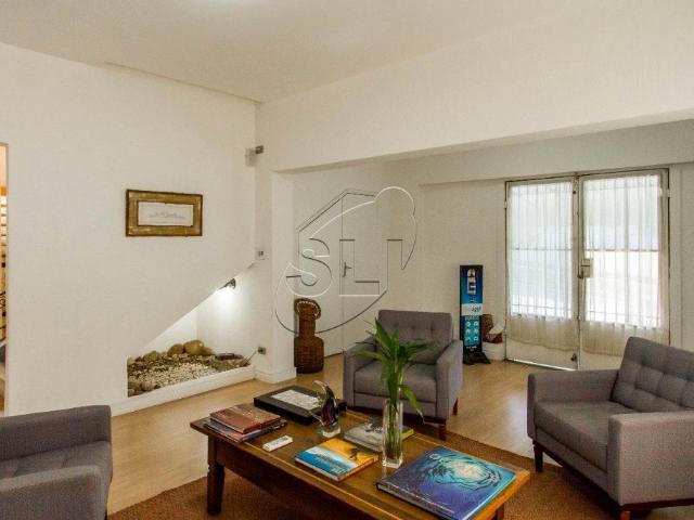 Casa / Sobrado Comercial para Venda em São Paulo/SP Pacaembu