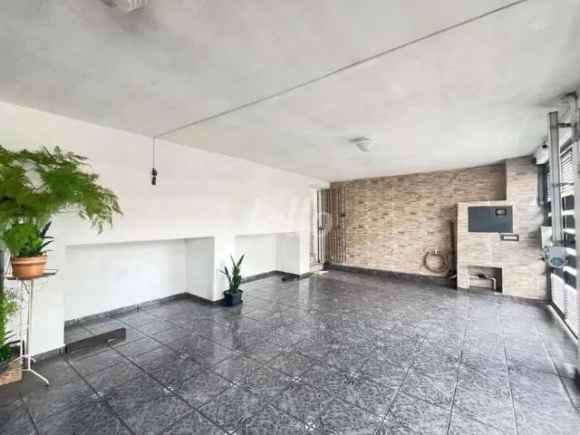Casa / Sobrado Comercial para Venda em São Paulo/SP Vila Carrão 3 Quartos