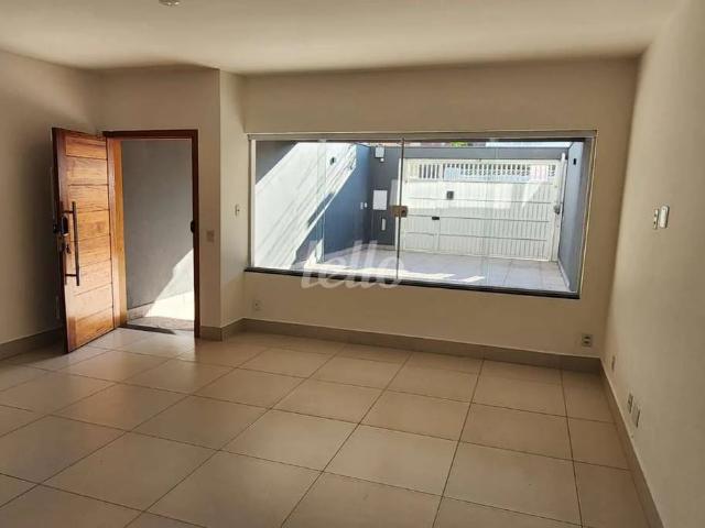 Casa / Sobrado Comercial para Venda em São Paulo/SP Vila Carrão 3 Quartos