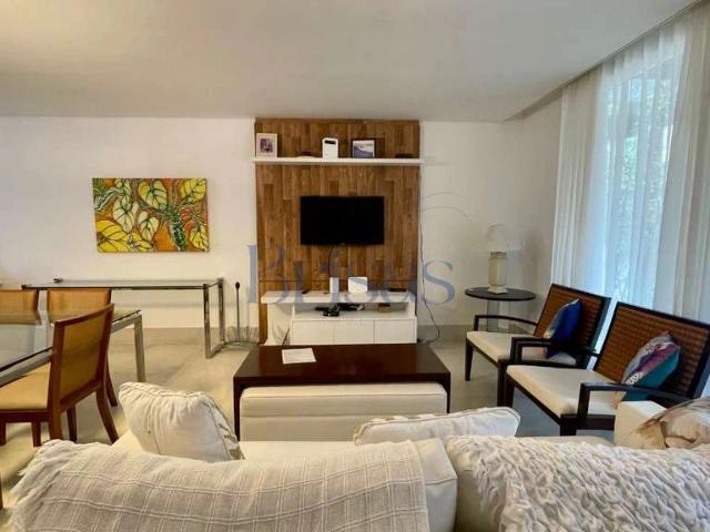 Casa / Sobrado Comercial para Venda em São Sebastião/SP Barra do Una 4 Quartos