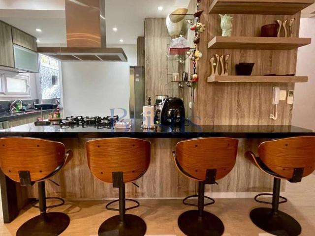 Casa / Sobrado Comercial para Venda em São Sebastião/SP Barra do Una 4 Quartos