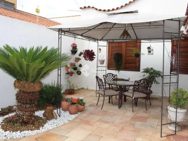 Casa / Sobrado Comercial para Venda em Sorocaba/SP Jardim América 4 Quartos