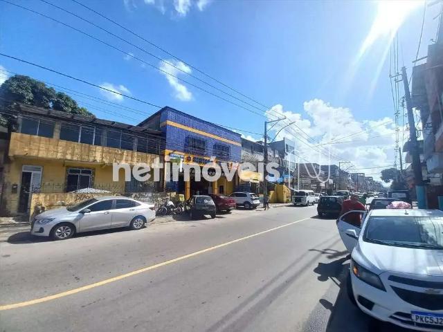 Casa / Sobrado Comercial para Venda em Salvador/BA Uruguai 3 Quartos